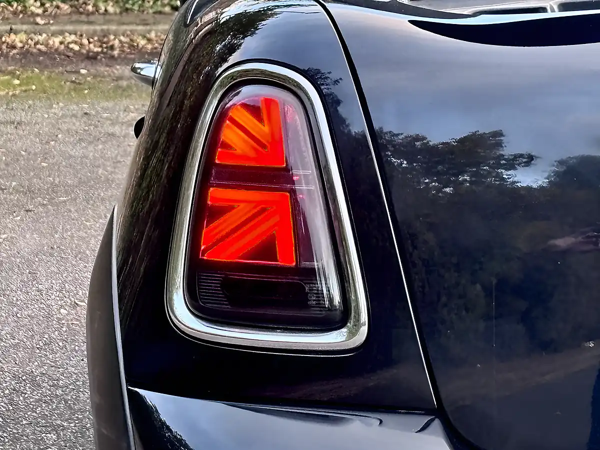 Used 2014 MINI Roadster Cooper Black - Interior and Exterior details 10