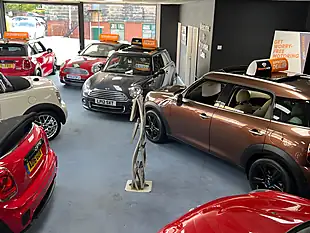 Used 2014 MINI Roadster Cooper S Red - Interior and Exterior details 20