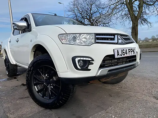 2014 Mitsubishi L200 Barbarian Black 2.5 DI-D Auto