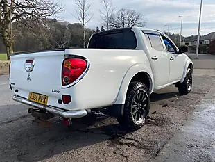 Used 2014 Mitsubishi L200 Barbarian Black White - Interior and Exterior details 2