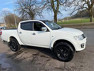 Used 2014 Mitsubishi L200 Barbarian Black White - Interior and Exterior details 4
