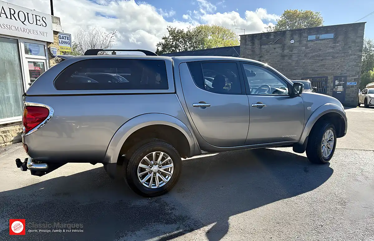 Used 2014 Mitsubishi L200 Barbarian Grey - Interior and Exterior details 3