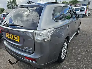 Used 2014 Mitsubishi Outlander Gx 3H Grey - Interior and Exterior details 4