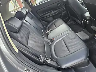 Used 2014 Mitsubishi Outlander Gx 3H Grey - Interior and Exterior details 9