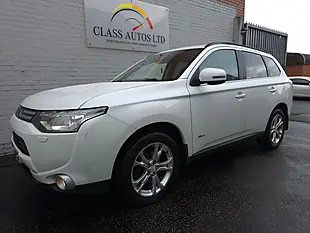 Used 2014 Mitsubishi Outlander Gx4 White - Interior and Exterior details 15