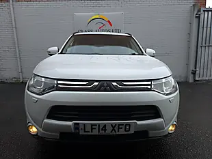 Used 2014 Mitsubishi Outlander Gx4 White - Interior and Exterior details 2