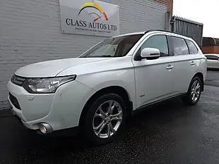Used 2014 Mitsubishi Outlander Gx4 White - Interior and Exterior details 7