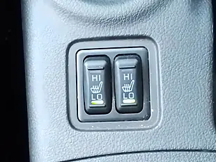 Used 2014 Mitsubishi Outlander GX4h Blue - Interior and Exterior details 16