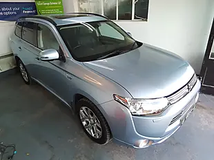 Used 2014 Mitsubishi Outlander GX4h Blue - Interior and Exterior details 4