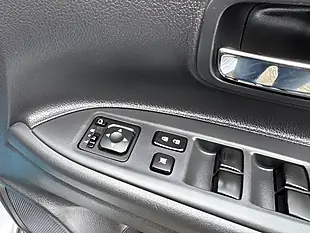 Used 2014 Mitsubishi Outlander GX4h Grey - Interior and Exterior details 15