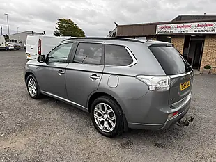 Used 2014 Mitsubishi Outlander GX4h Grey - Interior and Exterior details 7