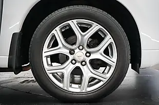 Used 2014 Mitsubishi Outlander GX4h White - Interior and Exterior details 20