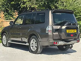 Used 2014 Mitsubishi Shogun SG3 Brown - Interior and Exterior details 7