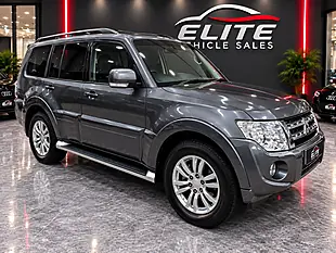Used 2014 Mitsubishi Shogun SG3 Grey - Interior and Exterior details 10