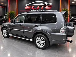 Used 2014 Mitsubishi Shogun SG3 Grey - Interior and Exterior details 19