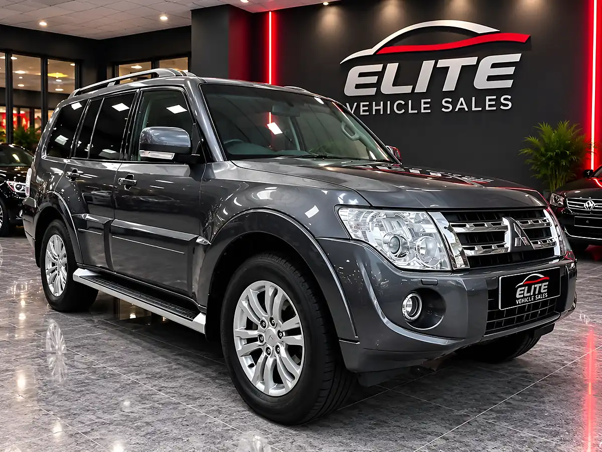 Used 2014 Mitsubishi Shogun SG3 Grey - Interior and Exterior details 2