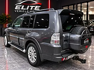 Used 2014 Mitsubishi Shogun SG3 Grey - Interior and Exterior details 4