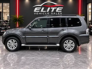 Used 2014 Mitsubishi Shogun SG3 Grey - Interior and Exterior details 6