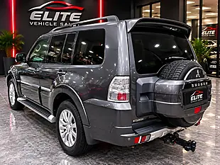 Used 2014 Mitsubishi Shogun SG3 Grey - Interior and Exterior details 8