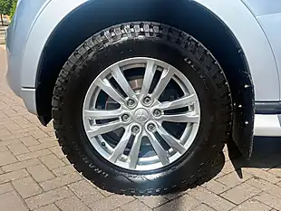 Used 2014 Mitsubishi Shogun SG3 Silver - Interior and Exterior details 15