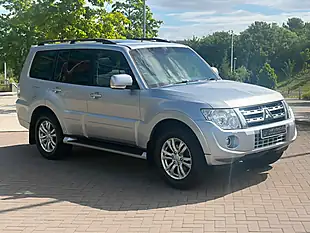 Used 2014 Mitsubishi Shogun SG3 Silver - Interior and Exterior details 2