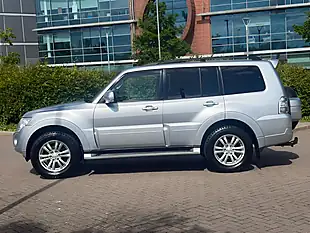 Used 2014 Mitsubishi Shogun SG3 Silver - Interior and Exterior details 6