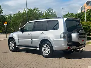 Used 2014 Mitsubishi Shogun SG3 Silver - Interior and Exterior details 8