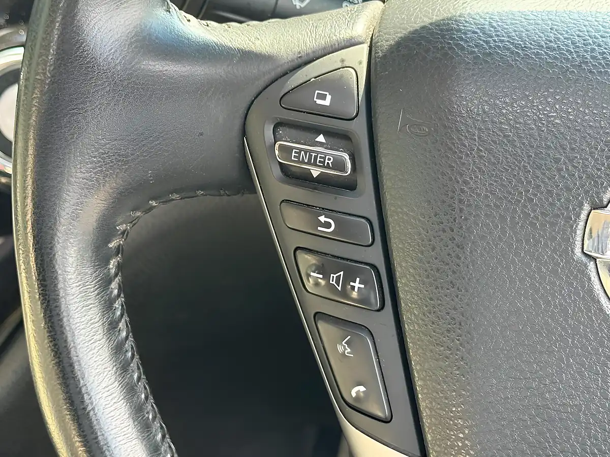 Used 2014 Nissan Elgrand Exclusive Vip White - Interior and Exterior details 14
