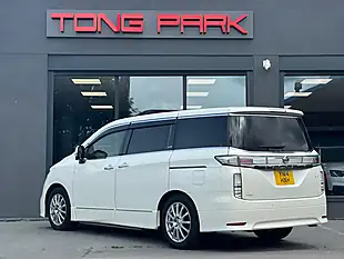 Used 2014 Nissan Elgrand Exclusive Vip White - Interior and Exterior details 3
