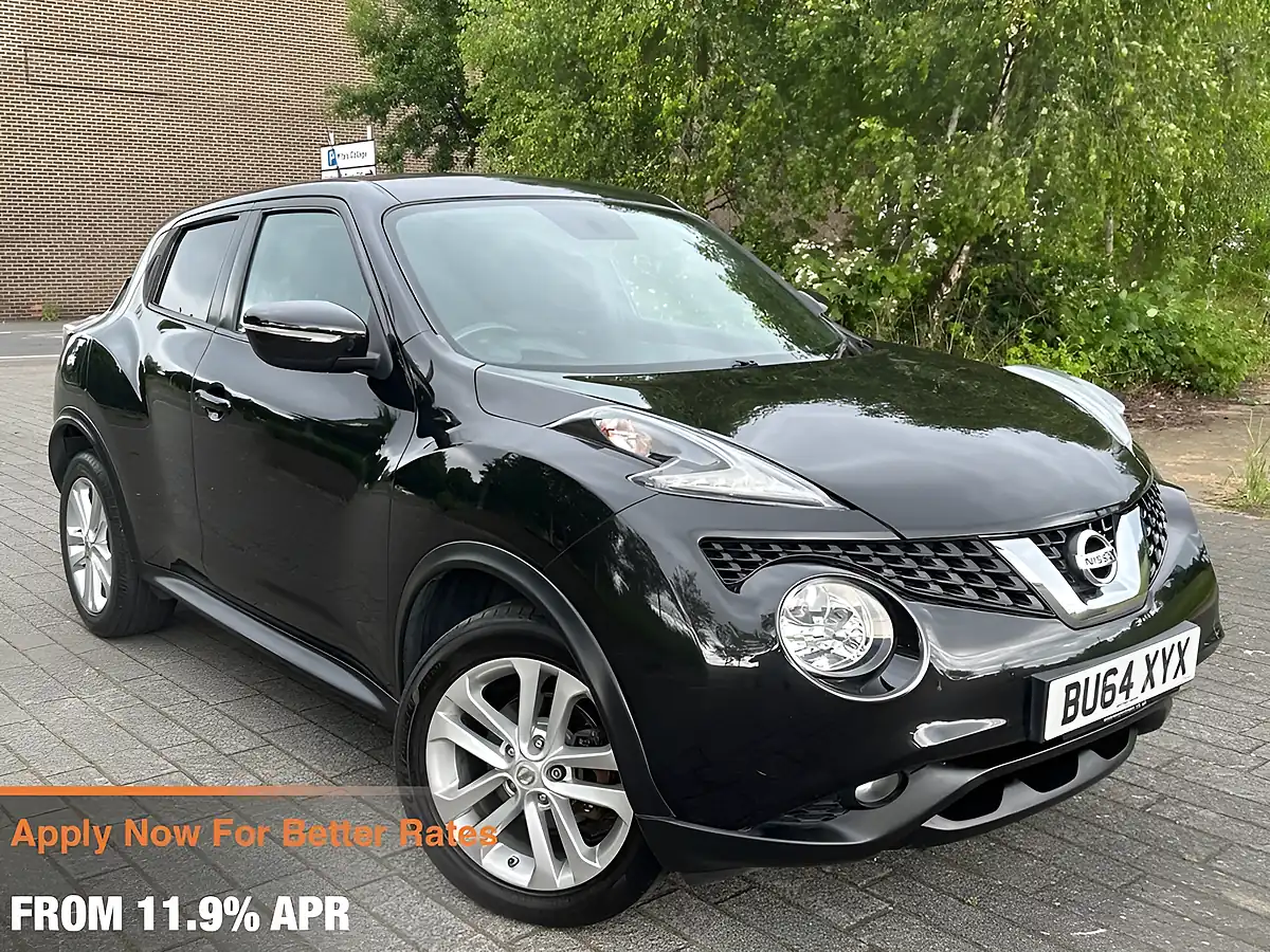 Used 2014 Nissan Juke Acenta Premium Black - Front View