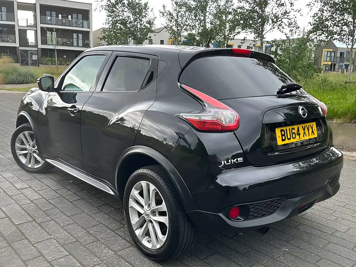Used 2014 Nissan Juke Acenta Premium Black - Interior and Exterior details 16