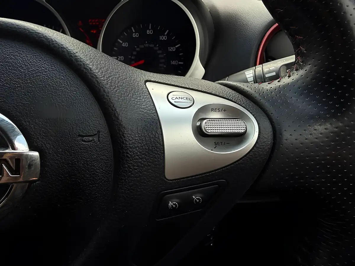 Used 2014 Nissan Juke Acenta Premium Black - Interior and Exterior details 15