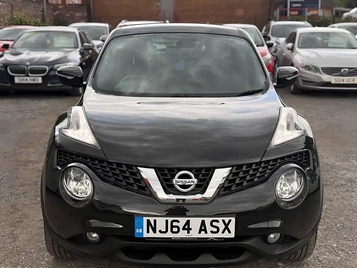 Used 2014 Nissan Juke Acenta Premium Black - Interior and Exterior details 2