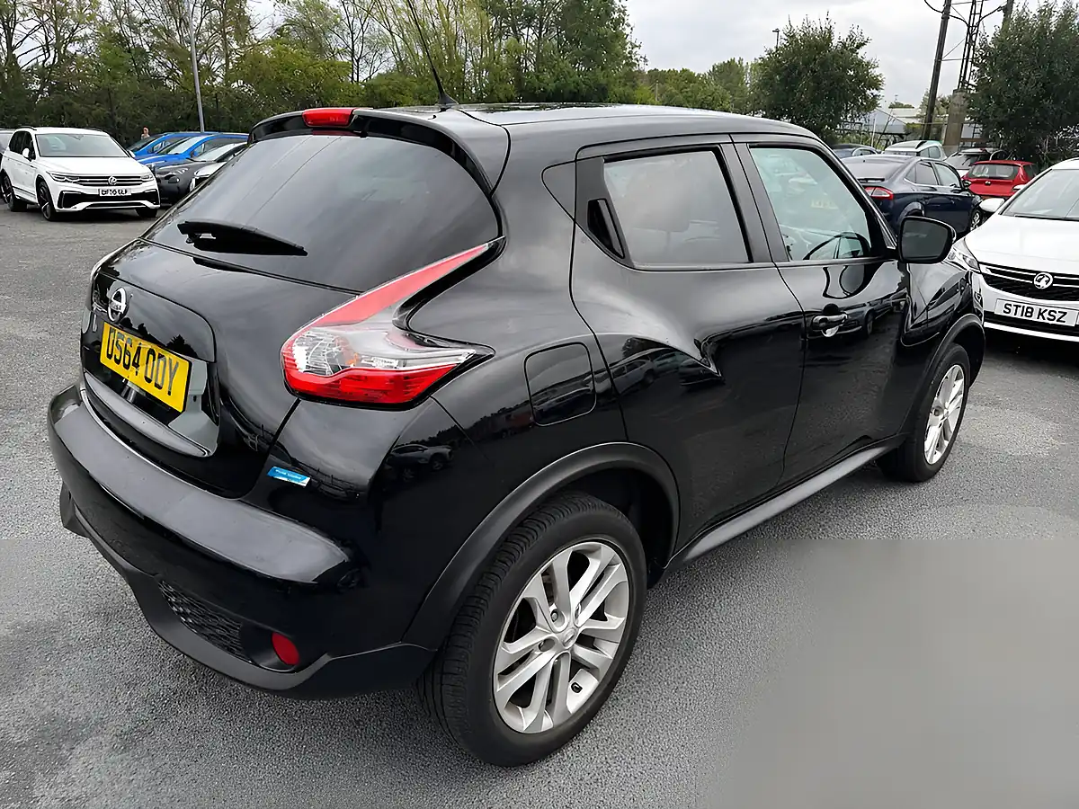 Used 2014 Nissan Juke Acenta Premium Black - Interior and Exterior details 4
