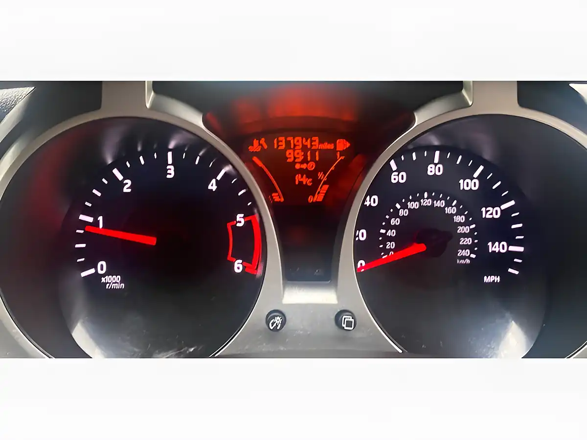 Used 2014 Nissan Juke Acenta Premium Black - Interior and Exterior details 14