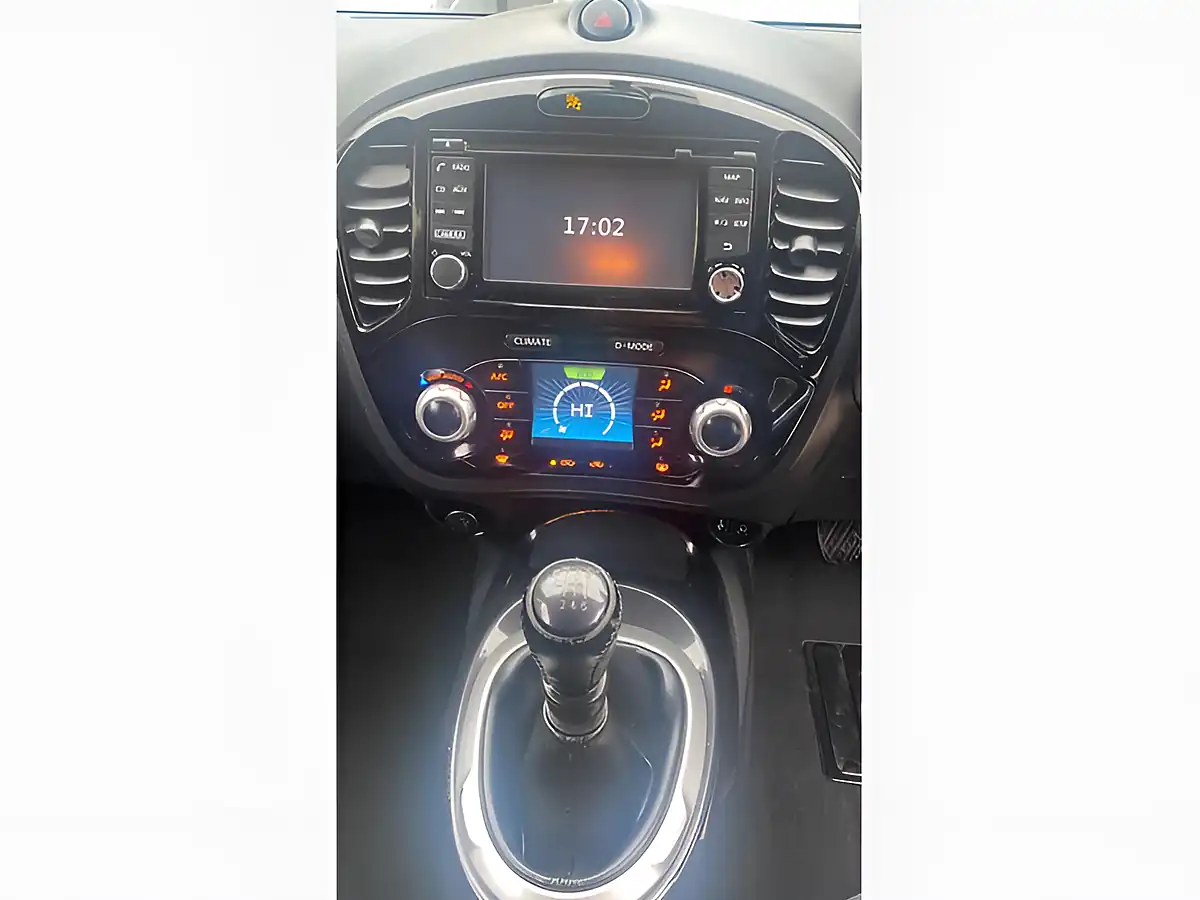 Used 2014 Nissan Juke Acenta Premium Black - Interior and Exterior details 15