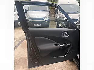 Used 2014 Nissan Juke Acenta Premium Black - Interior and Exterior details 16
