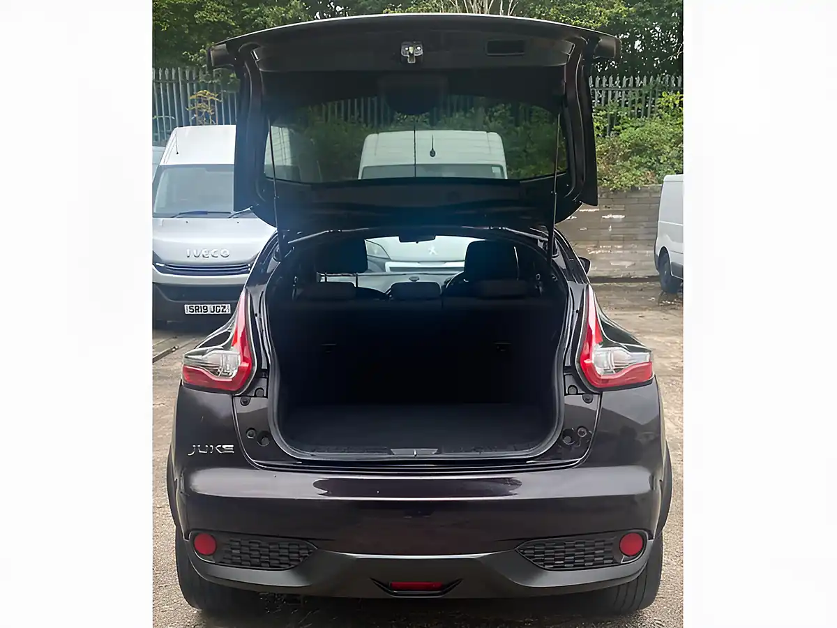 Used 2014 Nissan Juke Acenta Premium Black - Interior and Exterior details 17
