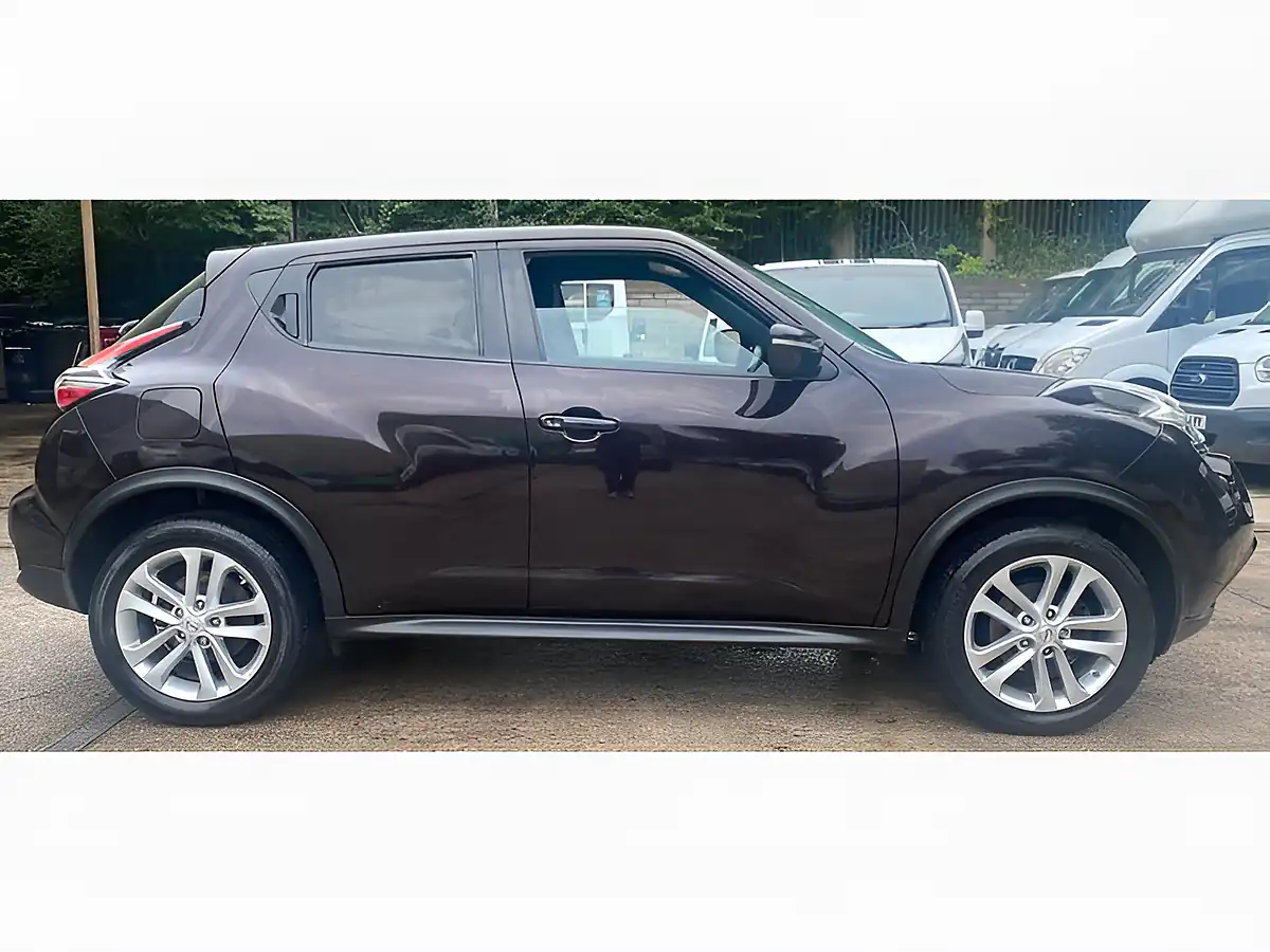 Used 2014 Nissan Juke Acenta Premium Black - Interior and Exterior details 4