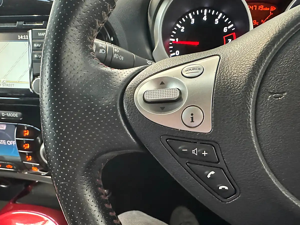 Used 2014 Nissan Juke Acenta Premium Black - Interior and Exterior details 15