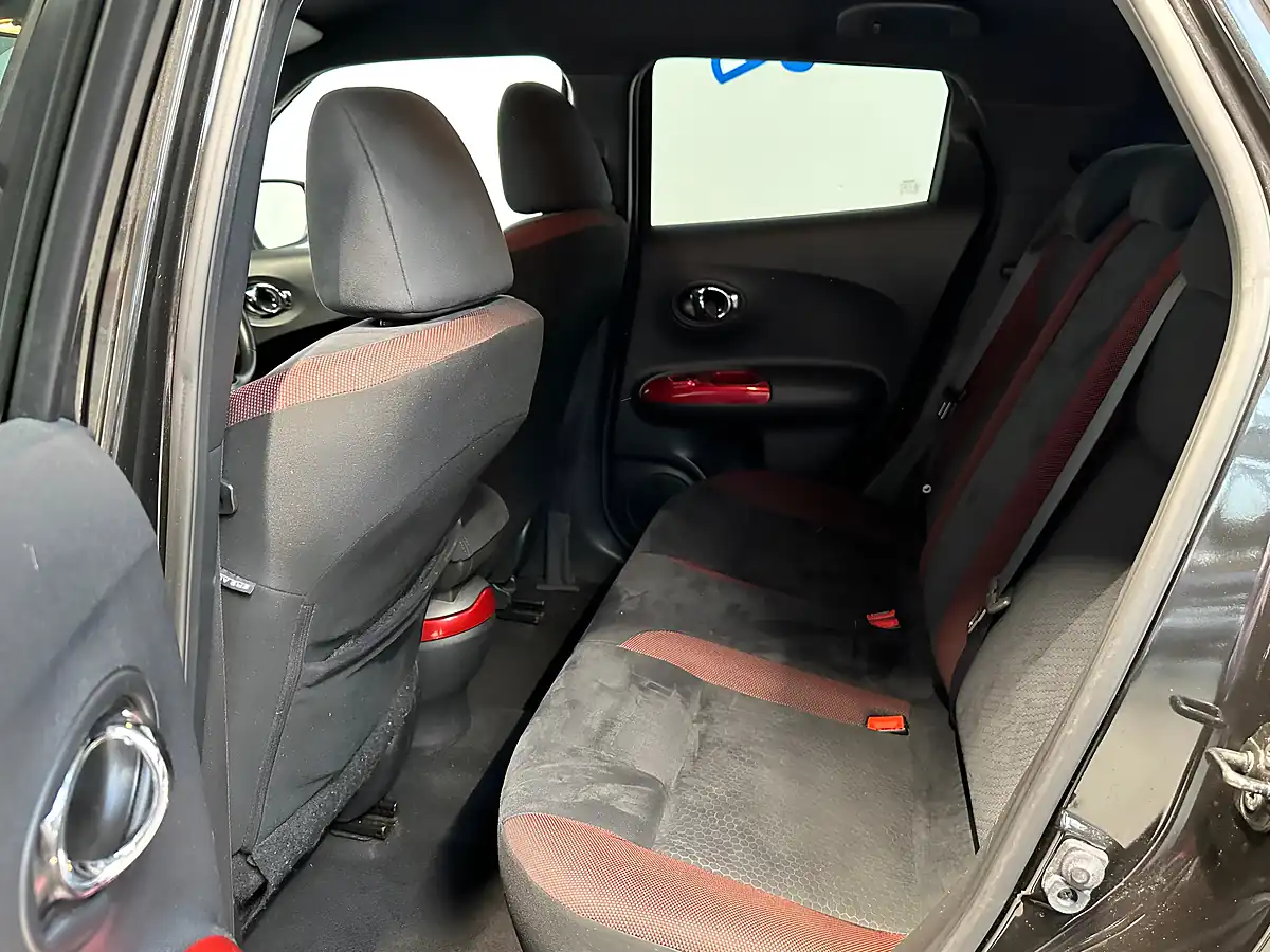 Used 2014 Nissan Juke Acenta Premium Black - Interior and Exterior details 9