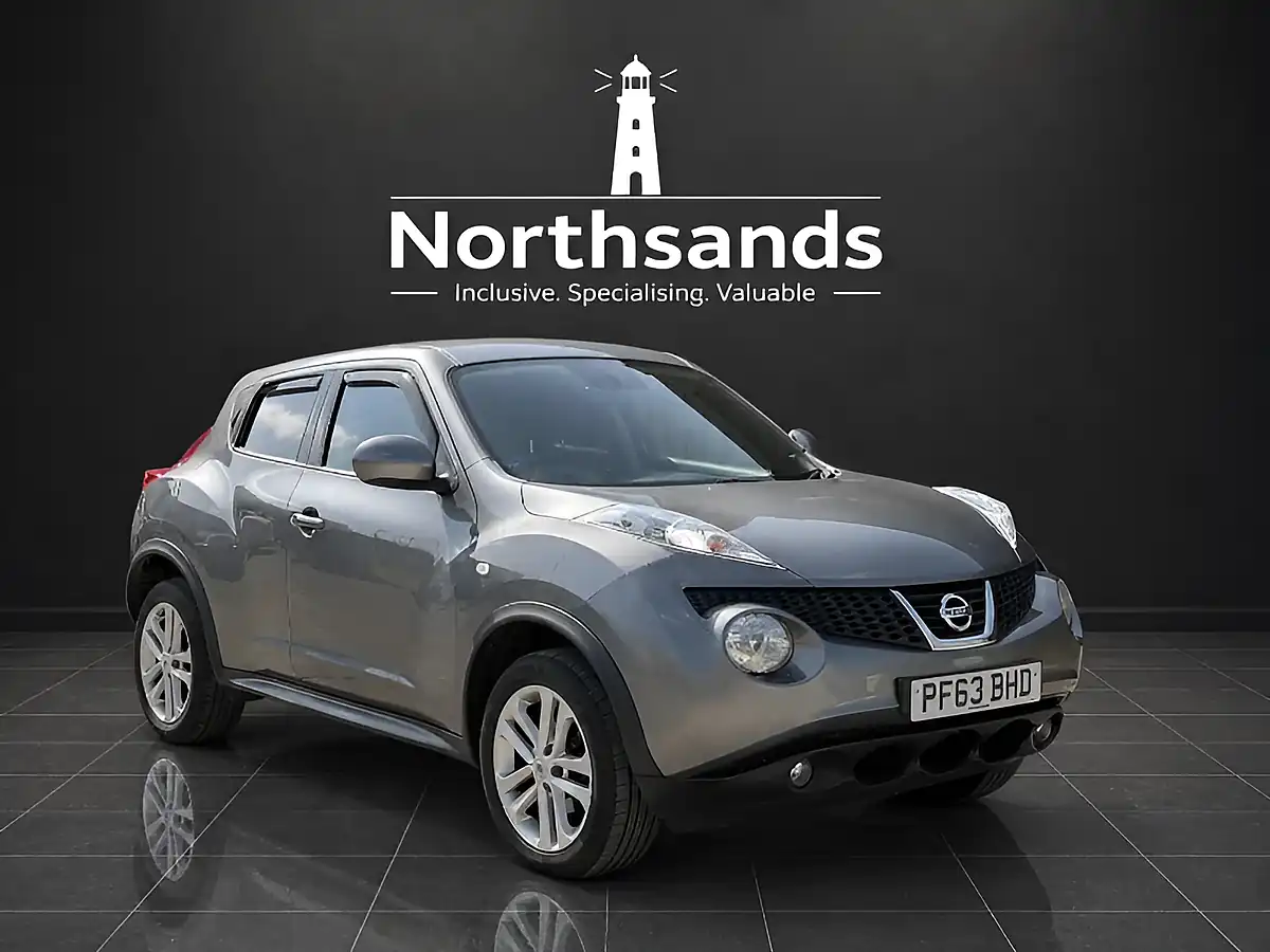 Used 2014 Nissan Juke Acenta Premium Grey - Front View