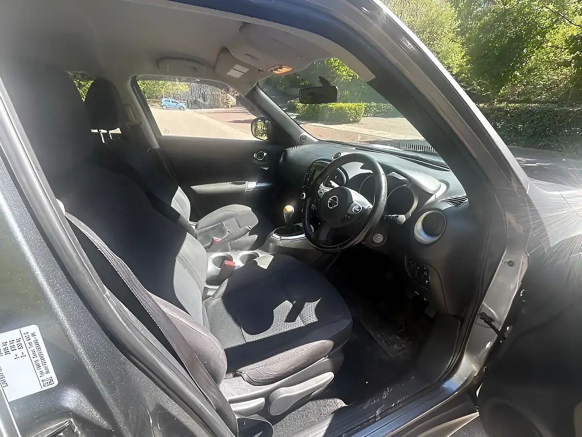 Used 2014 Nissan Juke Acenta Premium Grey - Interior and Exterior details 12