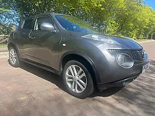 Used 2014 Nissan Juke Acenta Premium Grey - Interior and Exterior details 2