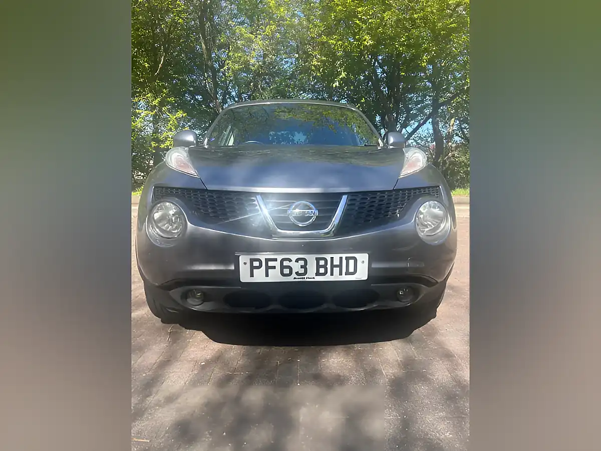 Used 2014 Nissan Juke Acenta Premium Grey - Interior and Exterior details 8