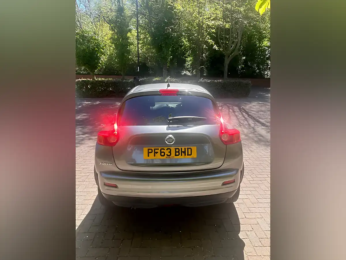 Used 2014 Nissan Juke Acenta Premium Grey - Interior and Exterior details 9