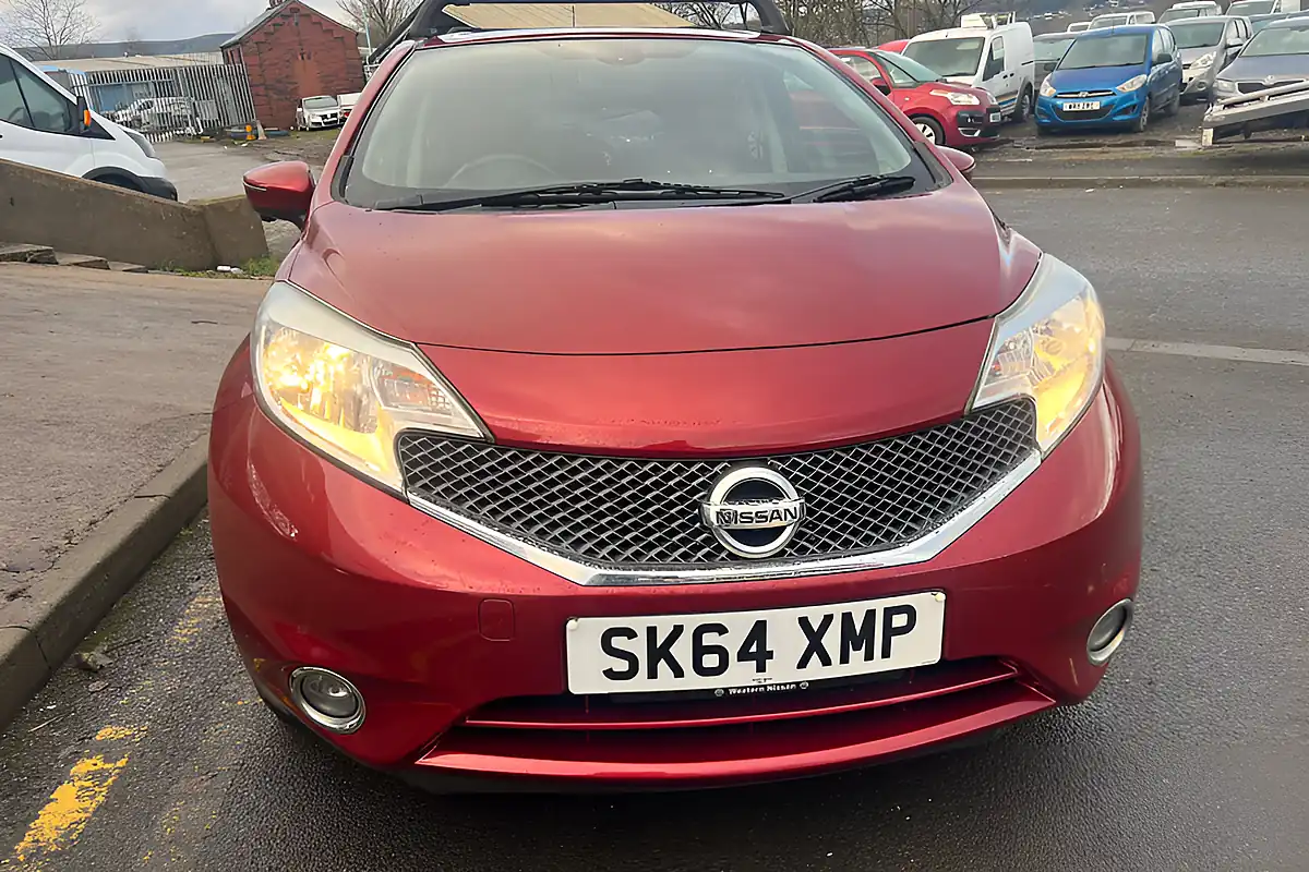 Used 2014 Nissan Juke Acenta Premium Red - Interior and Exterior details 2