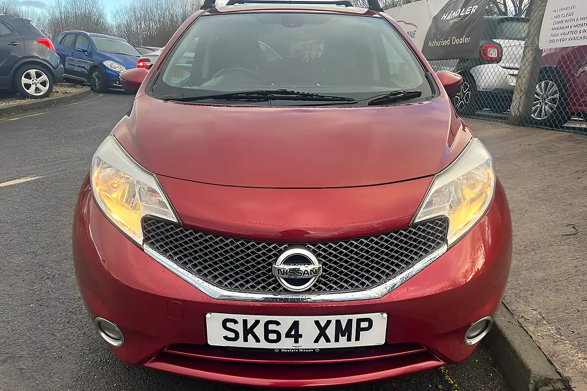 Used 2014 Nissan Juke Acenta Premium Red - Interior and Exterior details 6