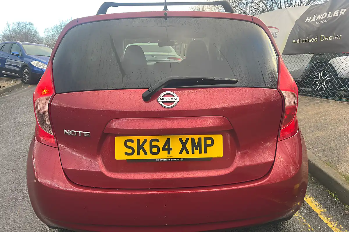 Used 2014 Nissan Juke Acenta Premium Red - Interior and Exterior details 7