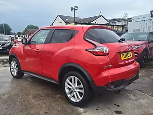 Used 2014 Nissan Juke Acenta Premium Red - Interior and Exterior details 5